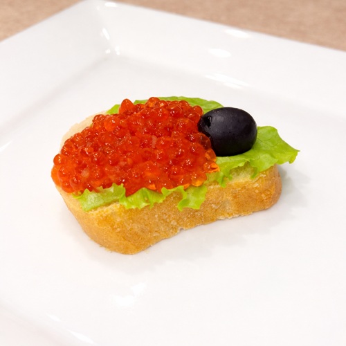 Бутерброд с красной икрой, буфет Камерного театра