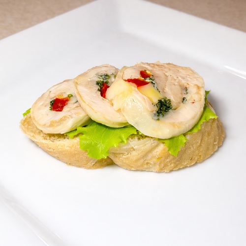 Бутерброд с куриным рулетом, буфет Камерного театра