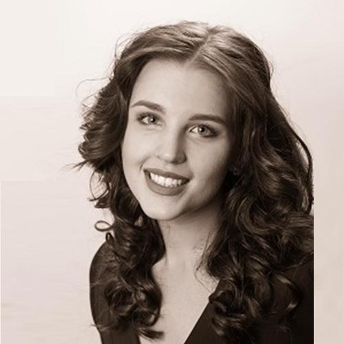 Александра Потапова